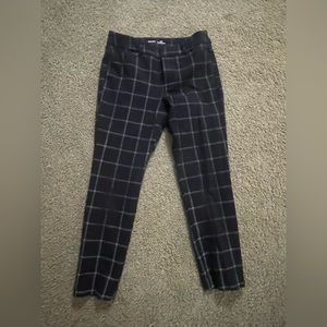 Black & White Striped Pixie High Rise Pants w/ Super Slim Pockets